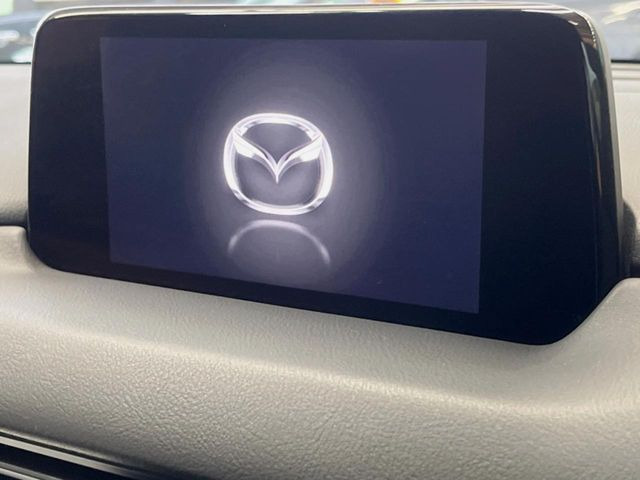 �y�}�c�_�R�l�N�g�i�r�z�ԓ��̕��͋C�Ƀ}�b�`������̌^�^�C�v�̃i�r�B�e����q�ݒ��Bluetooth�Đ����A�l�X�ȋ@�\���y���߂܂��B�����I�ȃ_�C�������삪�\�ŁA�g��������ǍD�ł��B