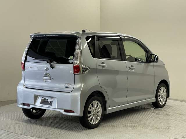 �O���N���[�j���O�ς�!�����ȏ��ȂǋC�ɂȂ���ɂ̓K���X�R�[�e�B���O���������߂ł�!!