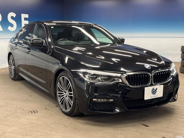 �������t�т̕ۏ؂̑��A���S�̍Œ�3�N�E���s�������ۏ�(�L��)�����p�ӁB�A���Ԃ����S���Ă��y���݂���������l�A�ۏؓ��e���[���͂������A�����_��&�I�C�������⃍�[�h�T�[�r�X���t�т��Ă���܂��B