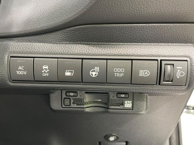 �y�A�N�Z�T���[�R���Z���g�z�L�����v��X�|�[�c�A�A�E�g�h�A�ł̃A�N�e�B�r�e�B�͂������A�ЊQ�E��d�̍ۂɏ����ɂ��Ȃ�AC100V�R���Z���g�𑕔���P�[�^�C��^�u���b�g�A�Q�[���@��̏[�d�ɂ���