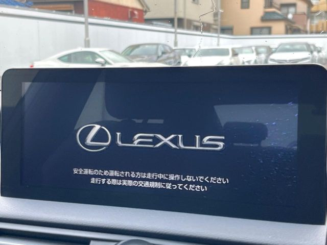 �y�v���~�A���T�E���h�V�X�e���t�������i�r�z�[���̃i�r�@�\�͂������A���x�ȃ`���[�j���O�\�͂����ڂ���Ă���A�������ȉ��y�����y���݂��������܂���