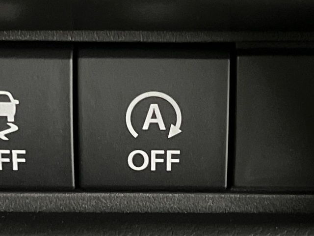 �y�A�C�h�����O�X�g�b�v�z�ԐM����a�؂Œ�Ԃ����ۂɃG���W�����~���A���ʂȔR���̏����}���܂��B�R��������ی�ɂȂ���@�\��G���W���̓u���[�L�𗣂��΍Ďn�����܂��B