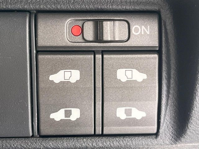 �y�����p���[�X���C�h�h�A�z�X�}�[�g�L�[��^�]�Ȃ̃X�C�b�`�Ō�ȗ����X���C�h�h�A�̊J���\���d��������͂����ăh�A���J����K�v�������A�����Ȃ��q�l�ł��ȒP�ɊJ���߂ł����K�ł���