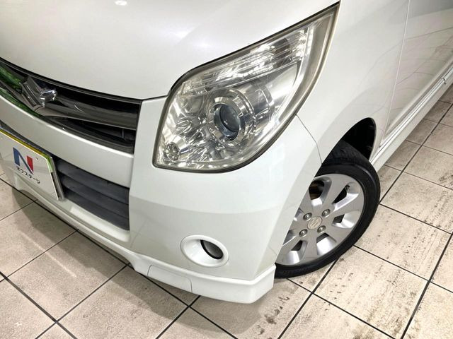 �yHID�w�b�h���C�g�z���ɖ��邭�O�����Ƃ炵�Ă����̂ŁA���V����Ԃ̑��s�������E�ǍD�ň��S���Ă���肢�������܂��B