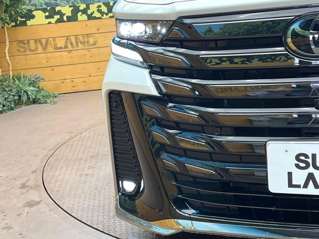 �y�O��LED�w�b�h���C�g�z�X�^�C���b�V���Ȍ����ڂ̎O��LED�w�b�h���C�g�𑕔���X�^�C�������łȂ��A��Ԃ̑��s�����E�ǍD�ň��S���Ă���肢�������܂��B