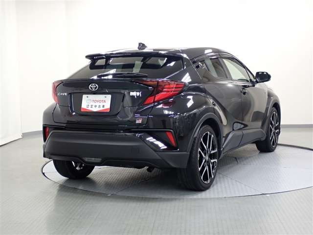 C-HRハイブリッド 1.8 S GR スポーツ