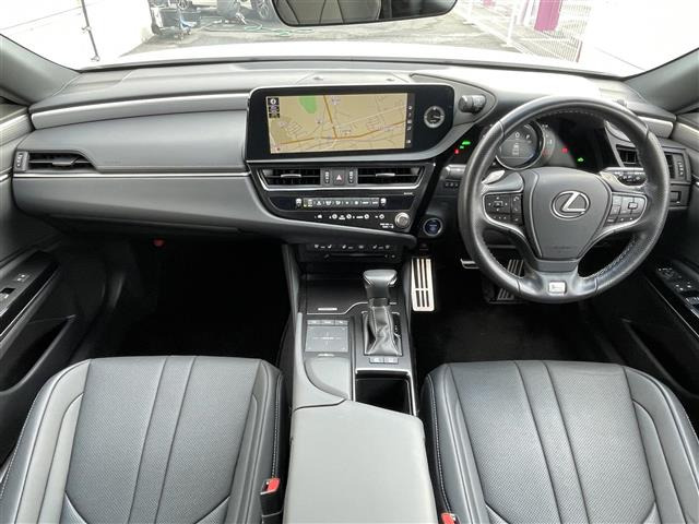 ES300h Fスポーツ