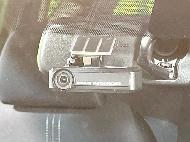 �y�h���C�u���R�[�_�[�z�h���C�u���R�[�_�[����!���s���͂������A������^�]�⎖�̂ɑ��������ہA�f���ŋL�^���A����̃��X�N�ɔ����܂��B���L�^�pSD�J�[�h�͂��q�l�����g�ł��������������K�v������܂��B