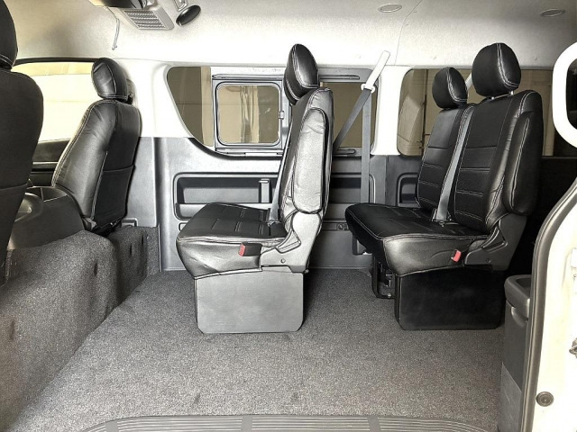 ハイエース2.7 GL ロング ミドルルーフ 4WD