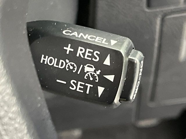 �y���[�_�[�N���[�Y�R���g���[���z�������H�ł̒��������s���y��!!�����ő��x��ۂN���[�Y�R���g���[�����A�Փˌy���V�X�e���ƘA�g���A�O���̎ԗ������m���ĎԊԂ�ۂ悤�ɑ��x���߂��Ă���܂�!!