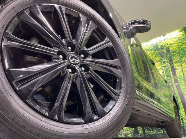 �y����19�C���`�A���~�z�C�[���z�O�ςɃ}�b�`���������A���~�z�C�[���𑕒����Ă���܂��B�e��ЊO�A���~�z�C�[����A�X�^�b�h���X�^�C�����戵�����Ă���܂��B���񂲑��k����������