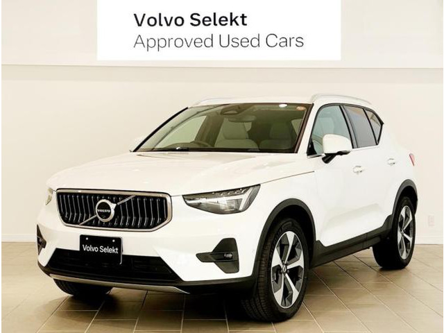 XC40ウルトラ B4 AWD 4WD