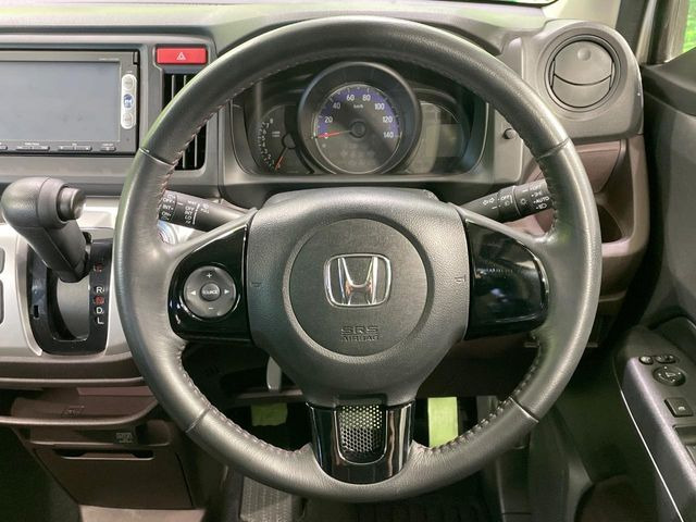 �y�����v�����X�e�A�����O�z�㎿�Ȋv���g�p���邱�ƂŁA��ɂ����������݂ƂĂ��^�]���₷���n���h���ł���