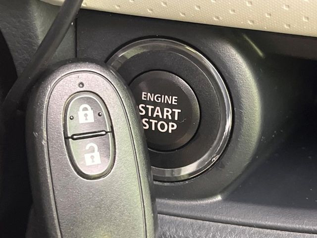 �y�L�[���X�X�^�[�g�V�X�e���z�J�o����|�P�b�g�ɓ��ꂽ�܂܂ł��h�A�̎{���E�������\�ȃX�}�[�g�L�[�𑕔��B�G���W���̃I���E�I�t�����J�M�����o���K�v����������Ƃ��Ă��֗��ł���