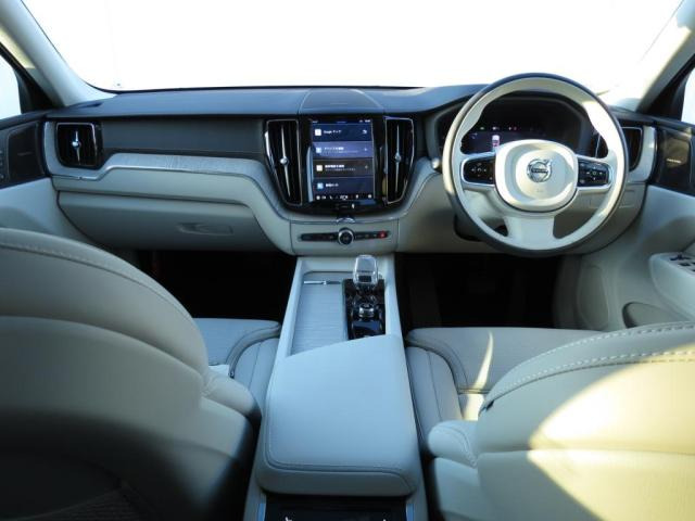 XC60アルティメット B5 AWD 4WD