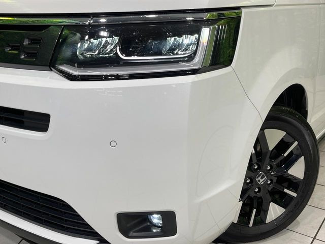 �yLED�w�b�h���C�g�z���V����ԑ��s�����ǍD�Ȏ��E���m�ۂ����S���ĉ^�]�ł��鍂�P�xLED�w�b�h���C�g�𑕔�!�_�����x�������A����d�͂��}�����Ă��܂��B