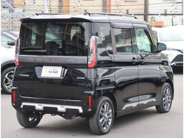 デリカミニT プレミアム 4WD