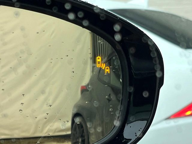 �y�u���C���h�X�|�b�g���j�^�[�z���s���A�h�A�~���[�̎��p�ɂȂ�₷���ӏ��Ɍ㑱�Ԃ��ڋ߂���ƃT�C�h�~���[�̃����Y�Ɍx����\��!�h���C�o�[�ɒ��ӊ��N�����Ă���܂��B