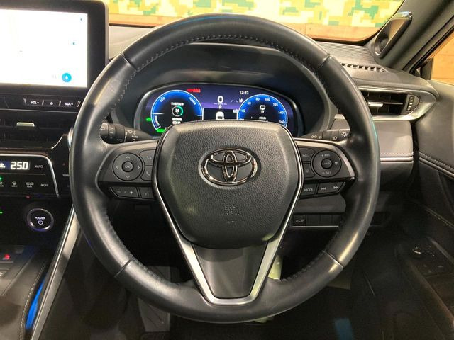 �y�����v�����X�e�A�����O�z�㎿�Ȋv���g�p���邱�ƂŁA��ɂ����������݂ƂĂ��^�]���₷���n���h���ł���