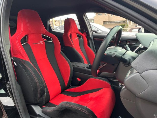 �^�]�ȃV�[�g���͎g�p�������Ȃ��A�ǍD�ȏ�ԂƂȂ��Ă��܂��B���J�Ɏg���Ă������Ƃ��悭�킩��܂��ˁB