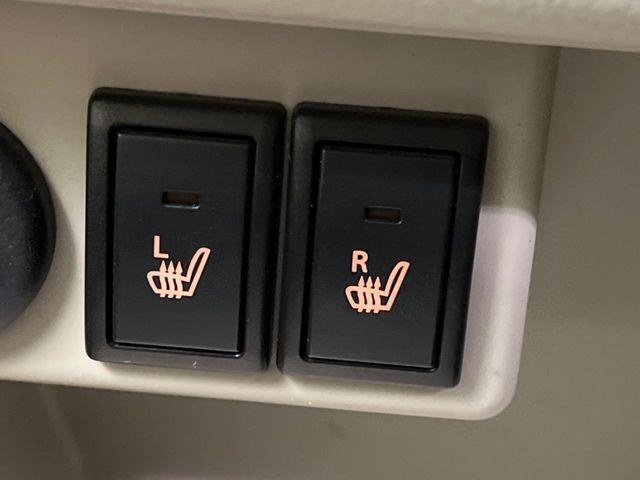 �y�V�[�g�q�[�^�[�z�������ɏd�󂷂�V�[�g�q�[�^�[!�G�A�R����葁�����܂��Ă����̂Ŋ�����̐l�����S�ł��ˁ�G�A�R���̉����͊������邩����A�Ƃ������ɂ����������߂ł��B