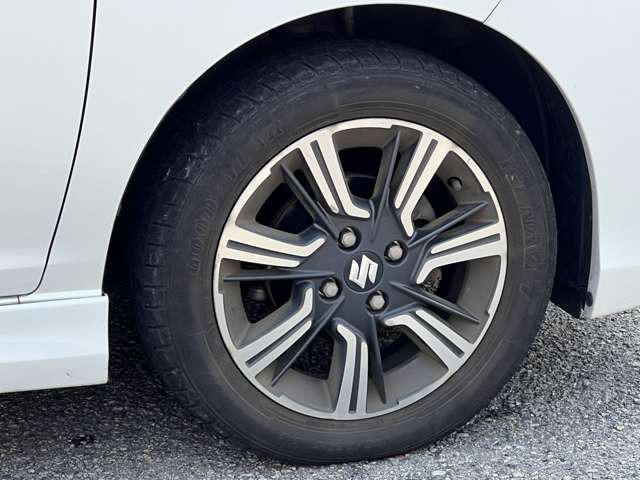 ���Ђ́A���q���܂̃j�[�Y�ɂ������o����悤�A�L�x�ȎԎ����葵���Ă���܂��B����芷���̍ۂ��A����A��낵�����肢�������܂��B