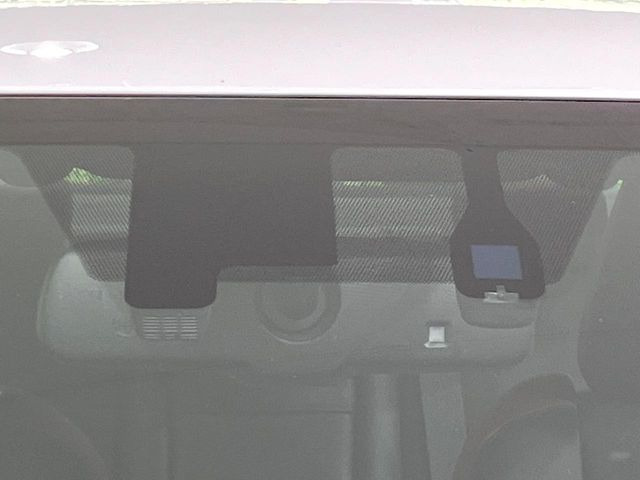 �y�y�v���N���b�V���Z�[�t�e�B�z�O���̎ԗ��������m���A�Փ˂������Ȏ��͌x��Œ��ӂ𑣂��A�u���[�L�𓥂ޗ͂��T�|�[�g�B�u���[�L�𓥂߂Ȃ������ꍇ�͏Փ˔�Q�y���u���[�L���쓮�A�Փˉ�����T�|�[�g���܂��B