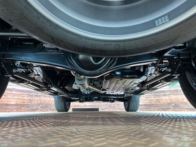 ����肪���ꂢ�Ȃ����ɁA�h�K���H�̎{�H���I�X�X���B�~��n��͂������A���ݕ��ɂ��Z���̕���A��Ń}�����E�E�B���^�[�X�|�[�c���������ɂ��D�]���������Ă���܂��B