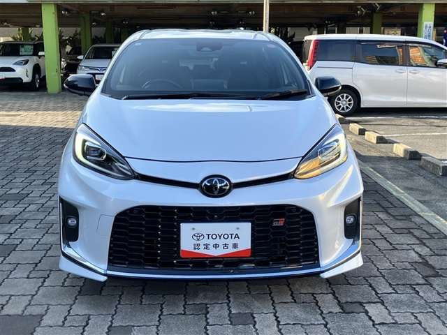 アクア1.5 GRスポーツ