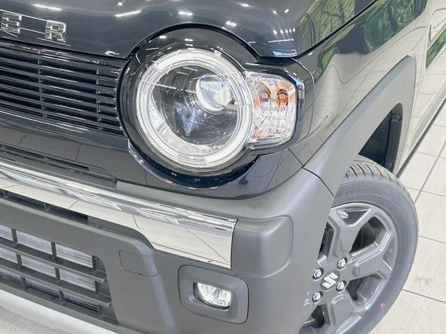 �yLED�w�b�h���C�g�z���V����ԑ��s�����ǍD�Ȏ��E���m�ۂ����S���ĉ^�]�ł��鍂�P�xLED�w�b�h���C�g�𑕔�!�_�����x�������A����d�͂��}�����Ă��܂��B