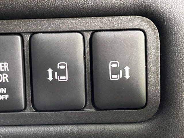 �y�����p���[�X���C�h�h�A�z�X�}�[�g�L�[��^�]�Ȃ̃X�C�b�`�Ō�ȗ����X���C�h�h�A�̊J���\���d��������͂����ăh�A���J����K�v�������A�����Ȃ��q�l�ł��ȒP�ɊJ���߂ł����K�ł���