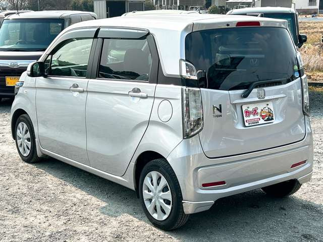 ���X�ł͌y�����Ԃ��畁�ʎԂ܂ŕ��L���I�[�����[�J�[�̎Ԏ�E�F�E�O���[�h��L�x�ɑ����Ă���܂��B