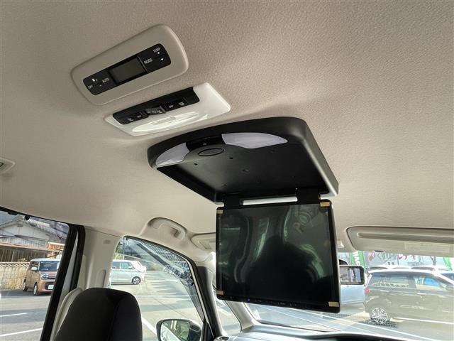 セレナ1.2 e-POWER ハイウェイスターV