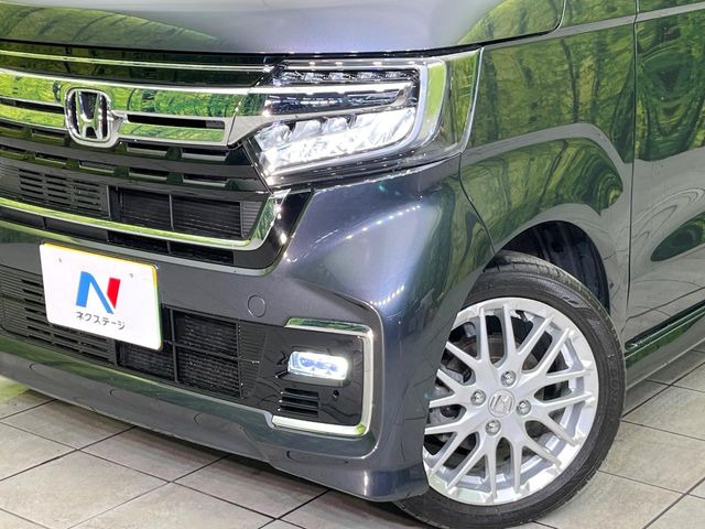 �yLED�w�b�h���C�g�z���V����ԑ��s�����ǍD�Ȏ��E���m�ۂ����S���ĉ^�]�ł��鍂�P�xLED�w�b�h���C�g�𑕔�!�_�����x�������A����d�͂��}�����Ă��܂��B