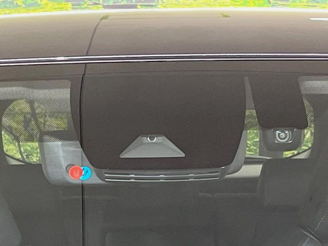 �y�g���^�Z�[�t�e�B�Z���X�z���s���ɑO���̎ԗ�����F�����A�Փ˂������Ȏ��͌x��ƃu���[�L�ŏՓˉ���Ɣ�Q�y�����A�V�X�g�B�����S�Ƀh���C�u�����y���݂��������܂��B