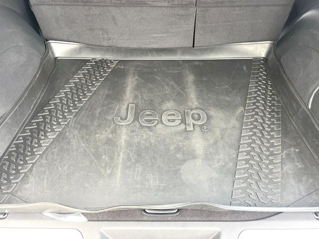 ���g�����N���[��:����L������e�X�y�[�X!���ꂾ���̍L��������΂��������⃌�W���[�Ȃǂɂ��œK�ł�!�g�p�������Ȃ����ꂢ�ȏ�Ԃ��ێ����Ă���܂��B