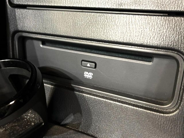 �yCD�EDVD�f�b�L���z