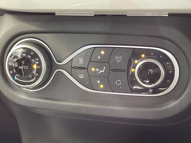 ���I�[�g�G�A�R��:�œK�ȉ��x��ۂ悤�ɃI�[�g�Œ��߉\�ł���