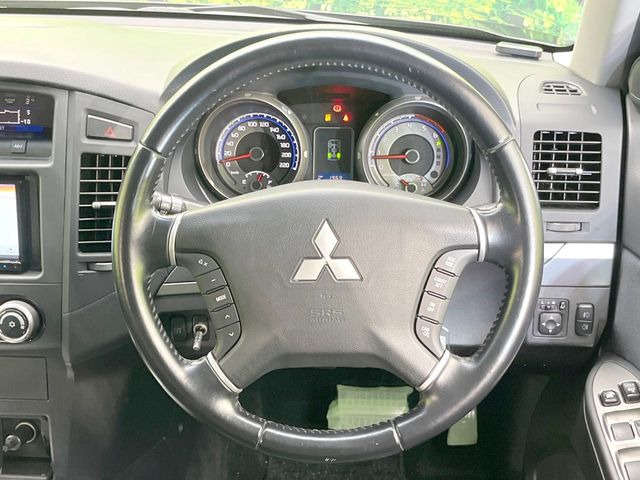 �y�����v�����X�e�A�����O�z�㎿�Ȋv���g�p���邱�ƂŁA��ɂ����������݂ƂĂ��^�]���₷���n���h���ł���