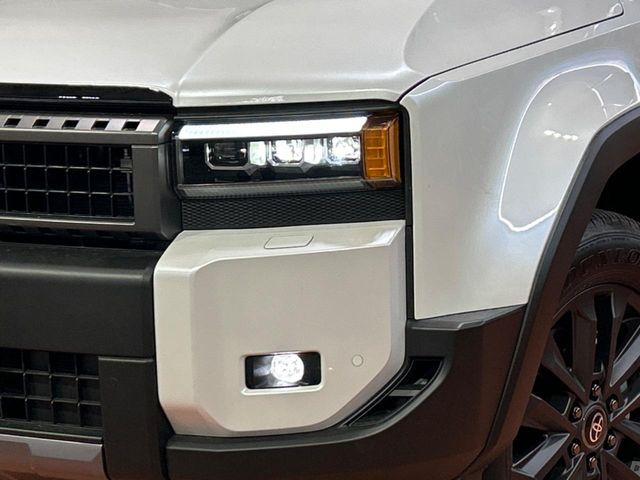 �yLED�w�b�h���C�g�z���V����ԑ��s�����ǍD�Ȏ��E���m�ۂ����S���ĉ^�]�ł��鍂�P�xLED�w�b�h���C�g�𑕔�!�_�����x�������A����d�͂��}�����Ă��܂��B