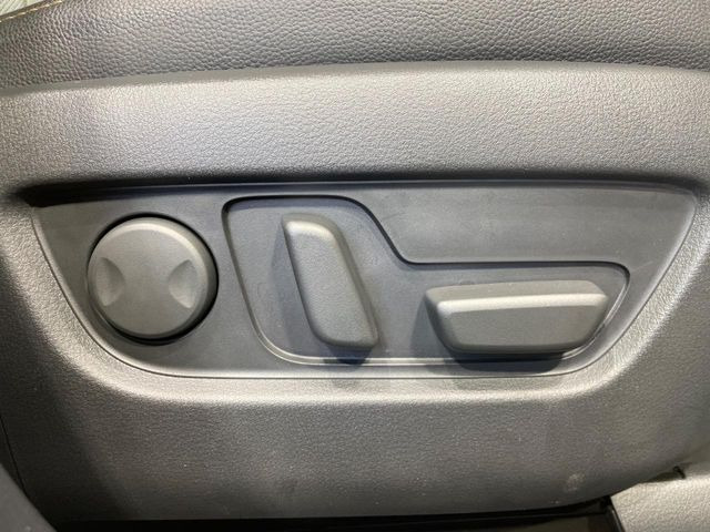 �y�p���[�V�[�g�z�X�C�b�`��ŊȒP�ɃV�[�g�̔��������\!�d��������͂�����܂���!���K�ȃV�[�g�|�W�V�����ɃZ�b�g���āA���K�ȃh���C�u�����y���݂��������B