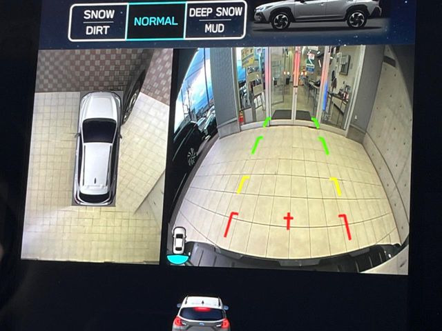 �y�}���`�e���C�����j�^�[�z�Ԃ̃t�����g��T�C�h�̃J�����摜�𓯎��Ƀ��j�^�[�\�����邱�ƂŁA���H�⋷�����𑖍s���ł����͂̏󋵊m�F���ł����S!�{�iSUV�ɂ��ꂵ�������ł���