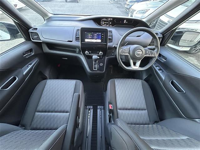 セレナ2.0 ハイウェイスターV