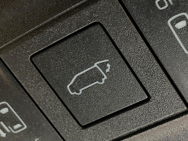 �y�p���[�o�b�N�h�A�z�X�}�[�g�L�[��^�]�Ȃ̃{�^�������������Ń��A�Q�[�g�������ŊJ���܂�!�ו��������Ă��鎞��A�����ʒu�ɂ���o�b�N�h�A��߂�ۂɕ֗��ȋ@�\�ł���