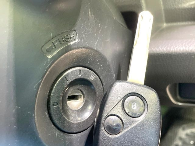 �y�L�[���X�z�������ꂽ�ꏊ����ł��{�^����Ńh�A�̊J���E�{�����ł���̂łƂ��Ă��֗�!�h�A�̌�������ɏ������邱�Ƃ�����܂����