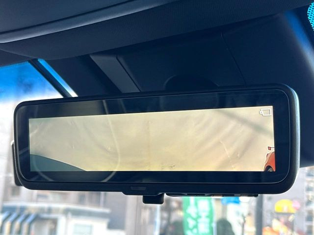 �y�f�W�^���C���i�[�~���[�z��Ȃ̑傫�ȉו��⓯��҂Ō�����m�F���Â炢���ł����S!�J�������B�e�����ԗ�����̉f�������[���~���[���ɕ\���B�N���A�Ȏ��E�ŏ󋵂̊m�F���\�ł�!