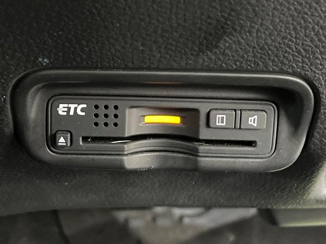 【ETC】高速道路の料金所をストレスなく通過!話題のスポットやサービスエリアに多い「スマートIC」利用時は必須のアイテムです。当店でセットアップを実施、ご納車当日からすぐにご利用いただけます!