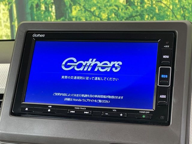 �y�����i�r�z�l�C�̏����i�r�𑕔����Ă���܂��B�i�r�̎g���₷���͂������A�I�[�f�B�I�@�\���[��!�L�����v�◷�s�͂������A�ʋ΂┃�����ȂǕ��i�̃h���C�u���y�����Ȃ�͂���