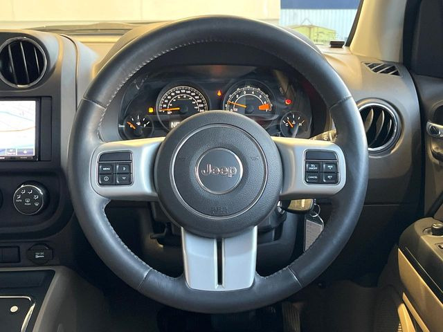 ���n���h�����̃X�������Ȃ��A���ꂢ�ȏ�Ԃ��ێ����Ă���܂��B�e�X�C�b�`���̓�����m�F�ς݂ł��B