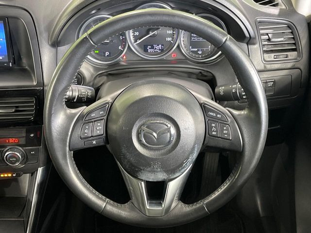 �y�����v�����X�e�A�����O�z�㎿�Ȋv���g�p���邱�ƂŁA��ɂ����������݂ƂĂ��^�]���₷���n���h���ł���